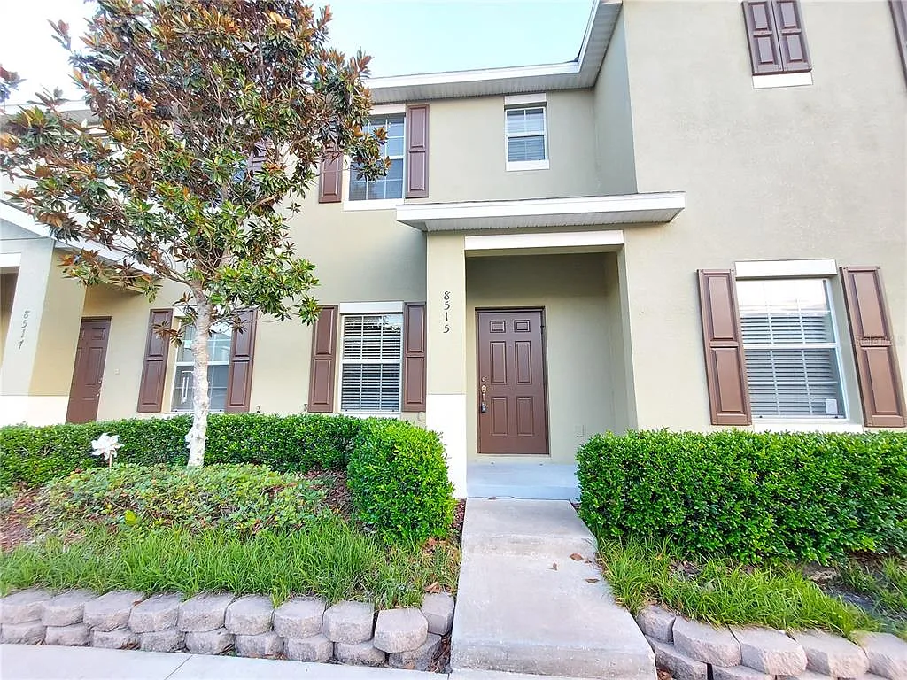 2 bed, 2.5 bath, 1088 sqft, $1,695 — Photo 1