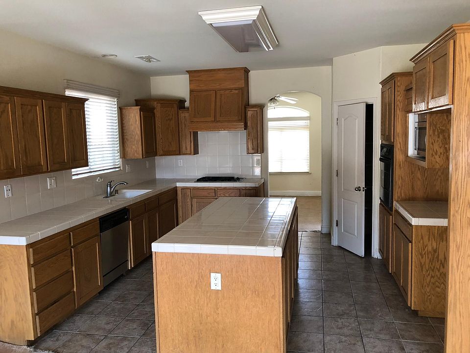 2nd image of 6588 W Dovewood Ln