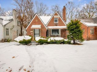 17212 Sunderland Rd, Detroit, MI 48219