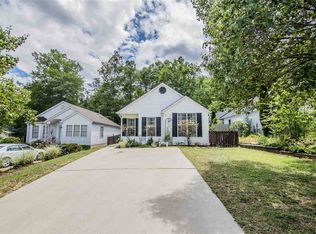 22 Lantern Ln, Greer, SC 29651