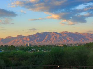 504 S Stephanie Loop, Tucson, AZ 85745