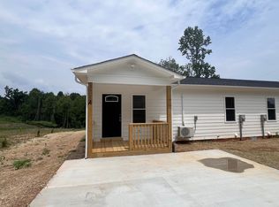 371 Pitts St #A, Morganton, NC 28655