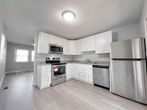 4th image of 1524 N Seminole Dr