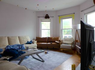 10 Cherokee St, Roxbury, MA 02120