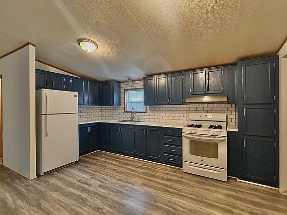 2nd image of 5014 Rockberry Rd