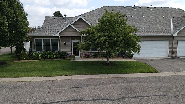 1st image of 462 Hayes Dr #70