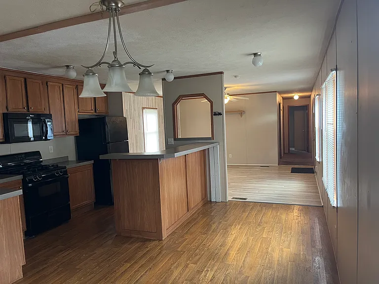 3951 S Mentor Ave #29 — Photo 5