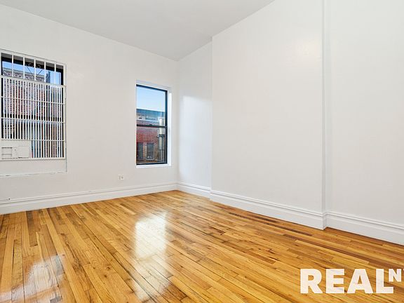 5th image of 331 W 16th St APT 13