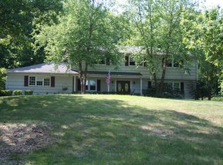 116 Cherokee Ln, Mahwah, NJ 07430
