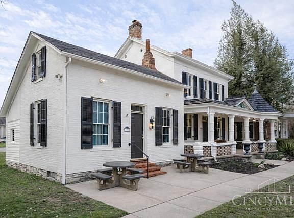2nd image of 4795 Cincinnati Brookville Rd
