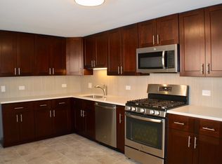 5210 N Potawatomie Ave APT 2E, Chicago, IL 60656
