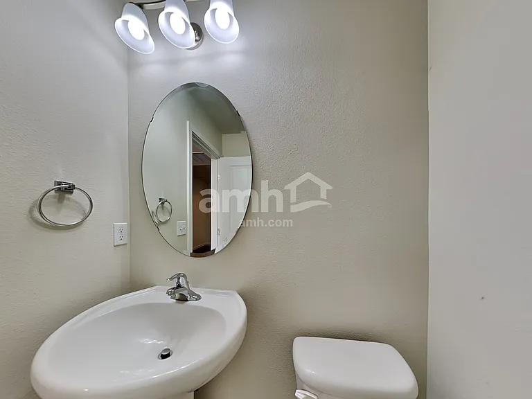 18960 112th Avenue Ct E — Photo 8