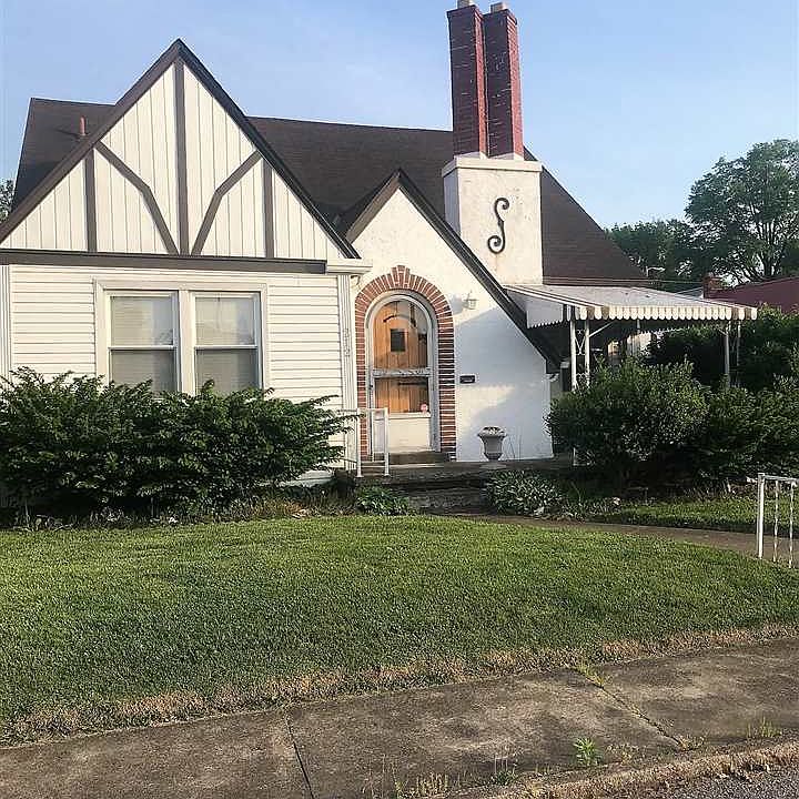 1st image of 212 Carrington Ct