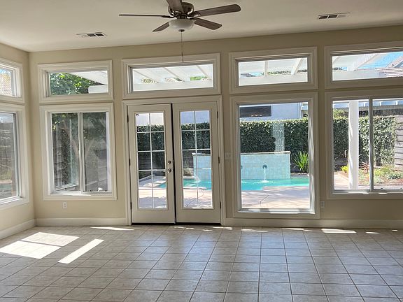 3rd image of 3200 Humberton Pl
