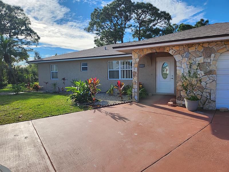1st image of 2102 SW Burman Ln