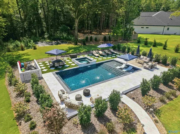 106 Mill Springs Ln, Huntsville, AL 35811