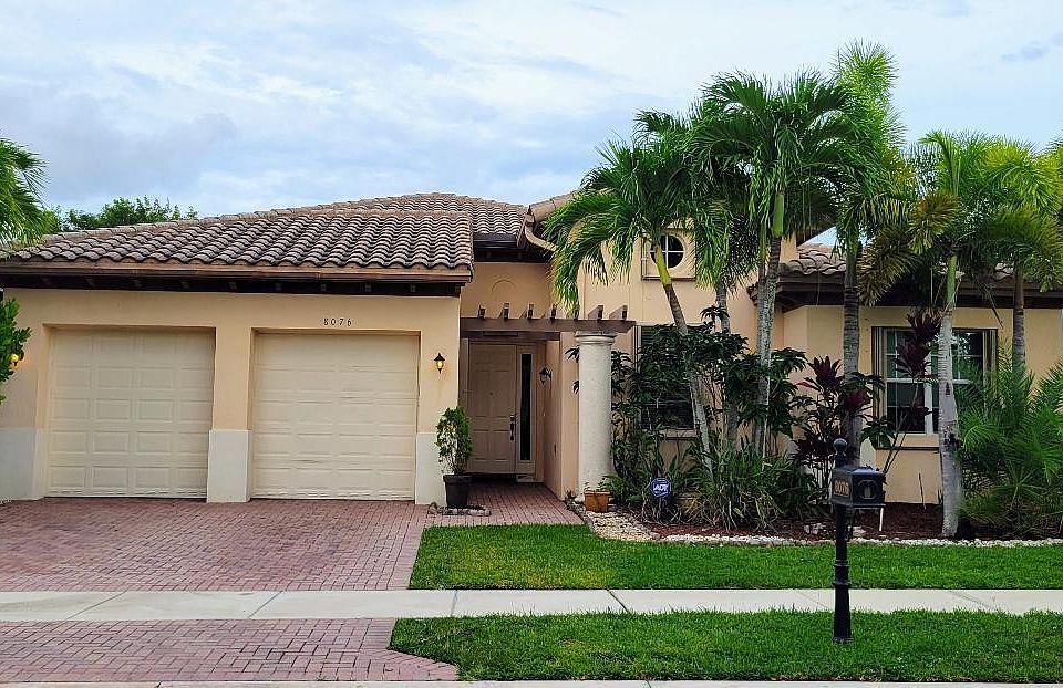 1st image of 8076 NW 111 Terrace