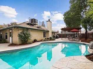 1185 E Omaha Ave, Fresno, CA