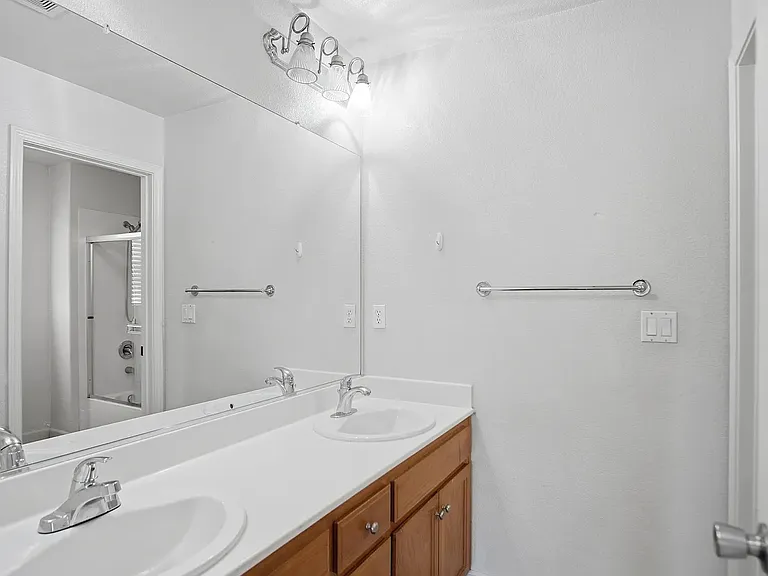 3648 Fallview Ave — Photo 9