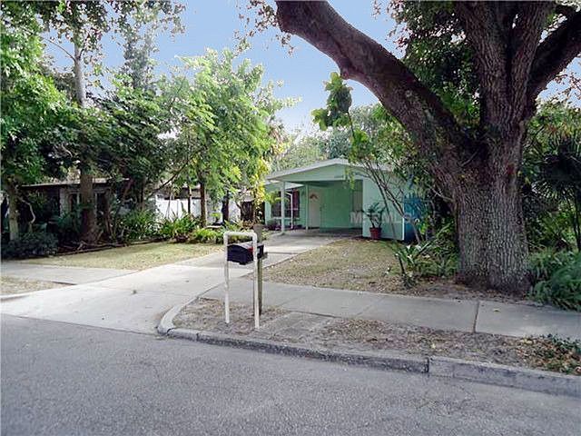 1st image of 2286 Waldemere St