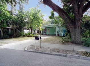 2286 Waldemere St, Sarasota, FL 34239