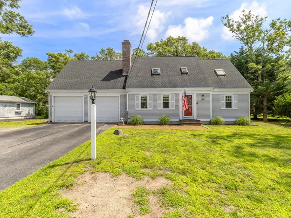835 Old Barnstable Road, Waquoit, MA 02536