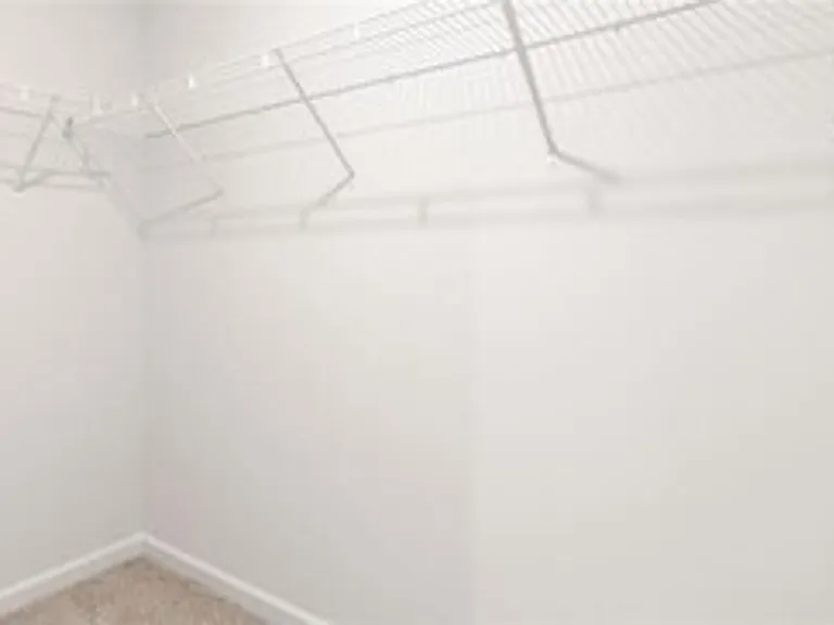 1707 Komondor Trl — Photo 18
