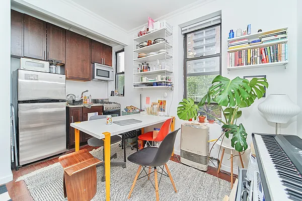 Rented by Living New York | media 10