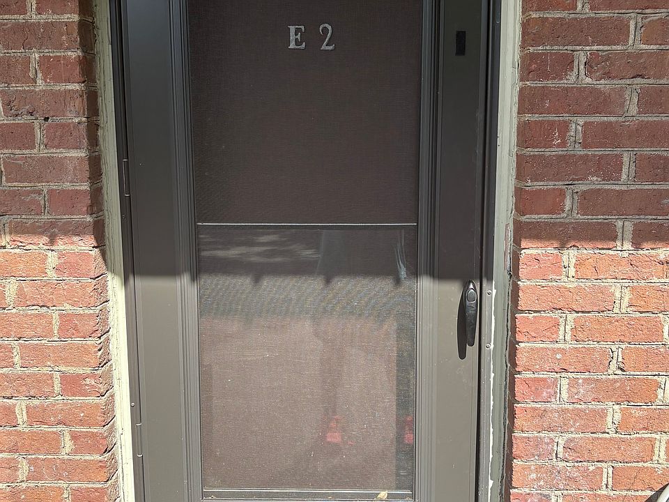 1st image of 2134 Fairfax Ave APT E2