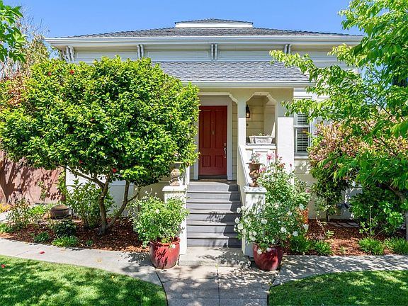 4th image of 1030 Napa Street