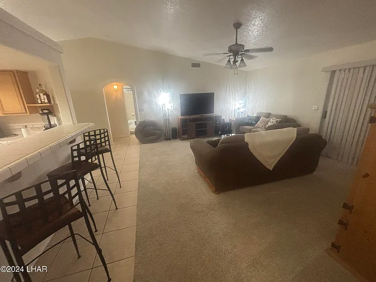 140 Lafayette Ln — Photo 11