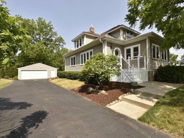 4145 South 92nd STREET, Greenfield, WI 53228