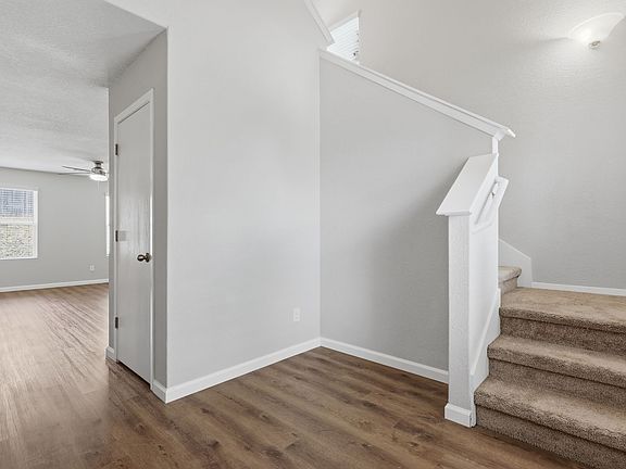3rd image of 9609 Sandy Ridge Way
