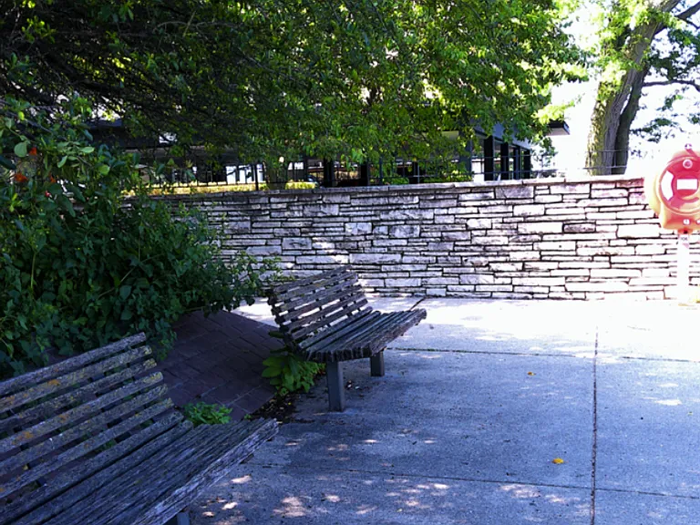 Deneb Farcroft Park — Photo 8