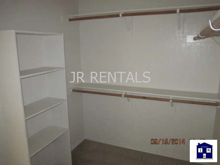 3909 Deputy Dr — Photo 24