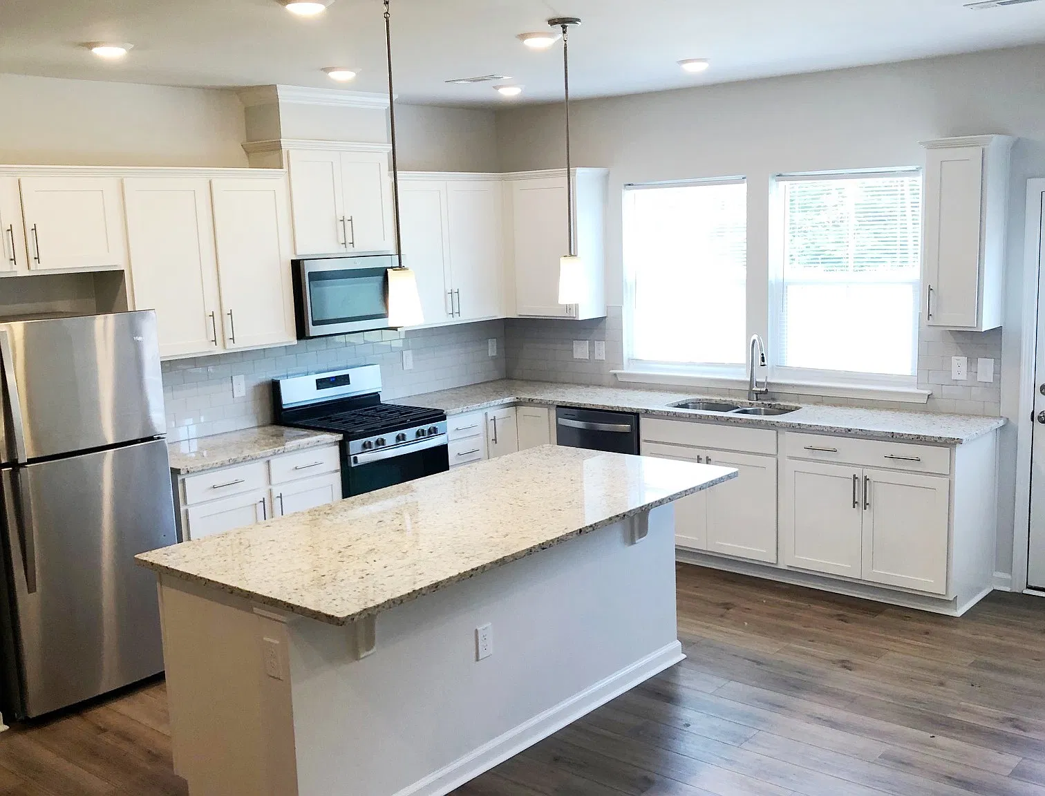3 bed, 1761 sqft, $1,875 — Photo 4