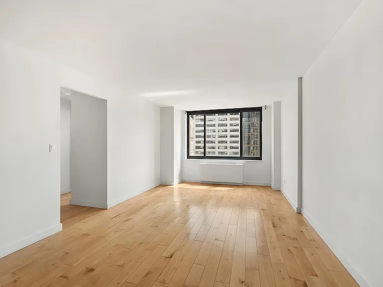200 Rector Pl #26L — Photo 6
