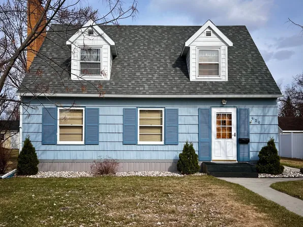 920 Arnold Ave N, Thief River Falls, MN 56701