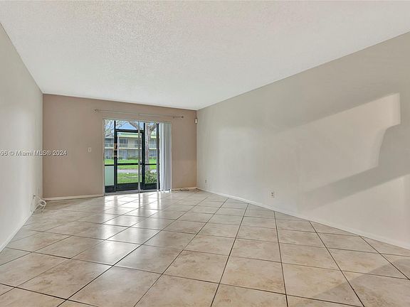 5th image of 4124 NW 88th Ave APT 103