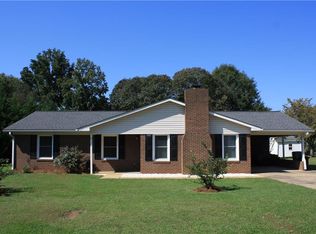 5910 Herinhut Rd, Winston Salem, NC 27127
