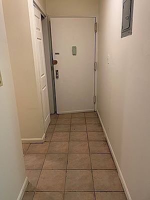 2nd image of 2911 Newtown Ave APT 1B