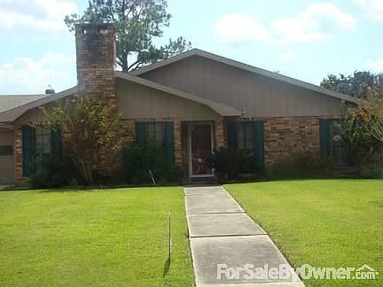 2nd image of 457 Fairway Dr