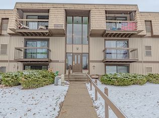 9501 Sunrise Blvd, North Royalton, OH 44133