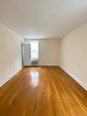 Rented by Corcoran | media 29