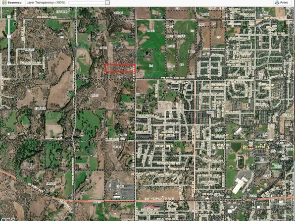 935 NW 35th St, Redmond, OR 97756