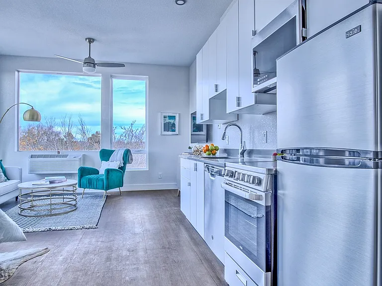 Sloan's Place Apartments — Photo 1