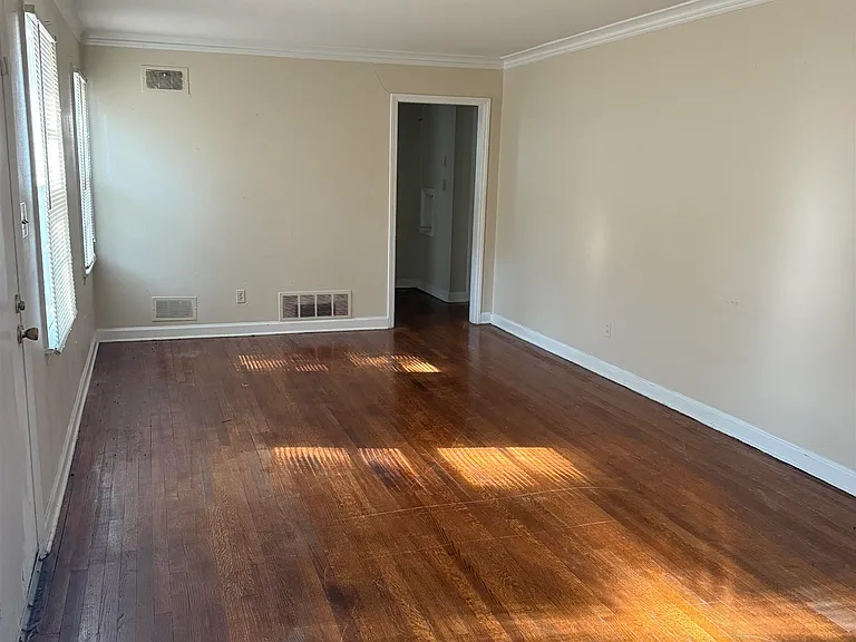 1257 S Perkins Rd — Photo 3