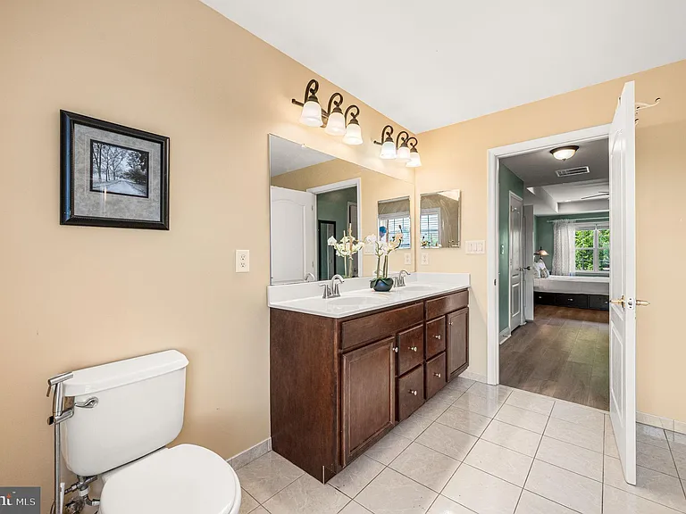 2413 Copper Creek Rd — Photo 23