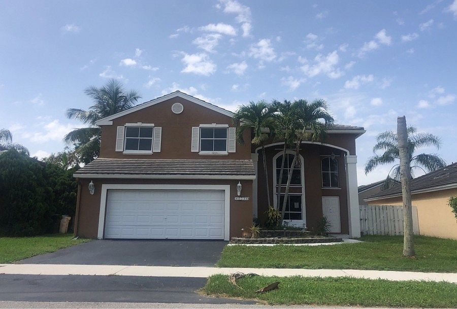 1st image of 5256 NW 55th St
