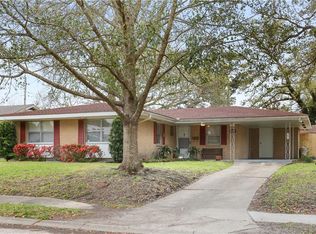 2611 Somerset Dr, New Orleans, LA 70131